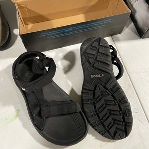 Brand new Teva Hurricane XLT sandals.